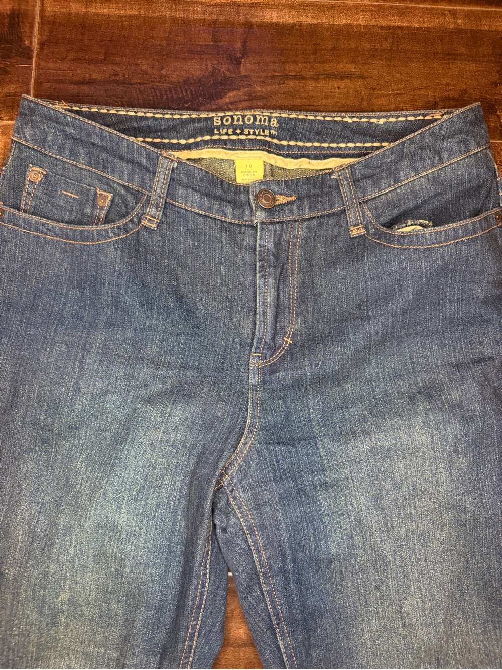 Sonoma Life + Style Women's Bootcut Jeans Blue Denim Size 10 Embroidered Pockets